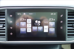 Peugeot 308 1,6 HDi 88KW, PANORAMA, NAVI.