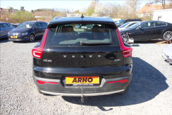 Volvo XC40 2,0 D4, ČR, SERVIS.KN., AWD.