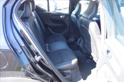 Volvo XC40 2,0 D4, ČR, SERVIS.KN., AWD.