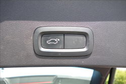 Volvo XC40 2,0 D4, ČR, SERVIS.KN., AWD.