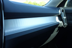 Volvo XC40 2,0 D4, ČR, SERVIS.KN., AWD.