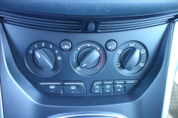 Ford C-MAX 1,6 TDCi 85KW, SERVIS. KN.