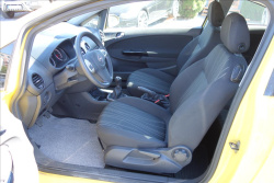 Opel Corsa 1,2 i, ČR, SERV.KN., 44TIS.KM.