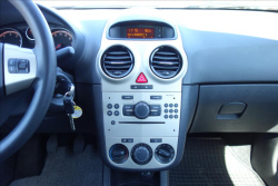 Opel Corsa 1,2 i, ČR, SERV.KN., 44TIS.KM.