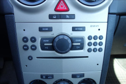 Opel Corsa 1,2 i, ČR, SERV.KN., 44TIS.KM.