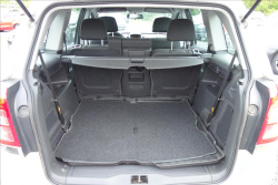 Opel Zafira 1,8 i 103KW,ČR,1 MAJ.,7 MÍST.