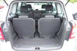 Opel Zafira 1,8 i 103KW,ČR,1 MAJ.,7 MÍST.