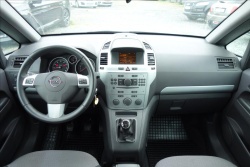 Opel Zafira 1,8 i 103KW,ČR,1 MAJ.,7 MÍST.