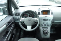 Opel Zafira 1,8 i 103KW,ČR,1 MAJ.,7 MÍST.