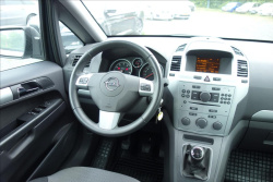 Opel Zafira 1,8 i 103KW,ČR,1 MAJ.,7 MÍST.