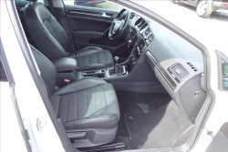 Volkswagen Golf 1,4 TSi,ČR,SERV.KN.,HIGHLINE.