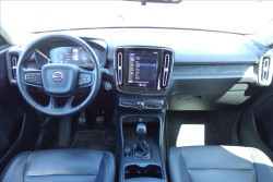 Volvo XC40 2,0 D3 110KW, MANUAL, FWD.