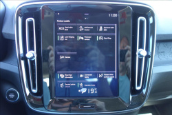 Volvo XC40 2,0 D3 110KW, MANUAL, FWD.