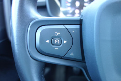 Volvo XC40 2,0 D3 110KW, MANUAL, FWD.