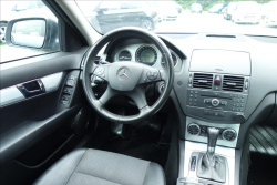 Mercedes-Benz Třídy C 320CDi 165KW, AVANTGARDE.
