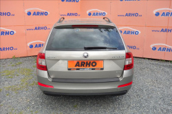 Škoda Octavia 1,6 TDi,ČR,SERV.KN.,STYLE,4x4.