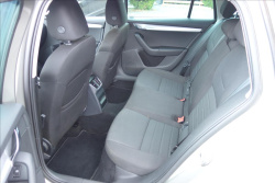 Škoda Octavia 1,6 TDi,ČR,SERV.KN.,STYLE,4x4.