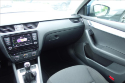 Škoda Octavia 1,6 TDi,ČR,SERV.KN.,STYLE,4x4.