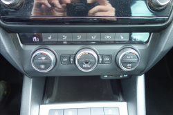 Škoda Octavia 1,6 TDi,ČR,SERV.KN.,STYLE,4x4.