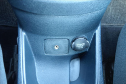 Ford Fiesta 1,2 i, ČR, KLIMATIZACE.