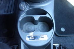 Fiat 500C 1,0 i BSG, SERVIS. KN., NAVI.