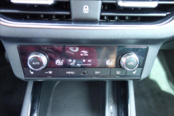 Škoda Scala 1,5 TSi 110KW, ČR, SERV.KN