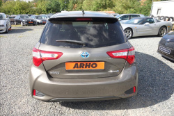 Toyota Yaris 1,5 i, ČR, HYBRID, SELECTION.