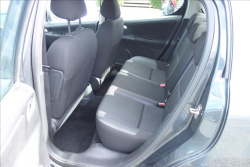 Peugeot 207 1,4 i 54KW, ČR, SERVIS. KN.