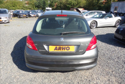 Peugeot 207 1,4 i 54KW, ČR, SERVIS. KN.