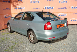 Škoda Octavia 1,8 TSi, ČR, 2 MAJ., SERV.KN.