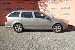Škoda Octavia 1,8 TSi,ČR,SERV.KN.,ELEGANCE.
