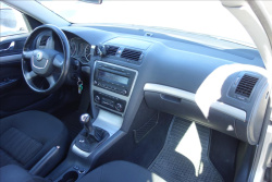 Škoda Octavia 1,8 TSi,ČR,SERV.KN.,ELEGANCE.