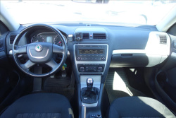 Škoda Octavia 1,8 TSi,ČR,SERV.KN.,ELEGANCE.
